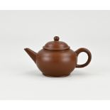 Chinese Yixing teapot Ø 7 cm.