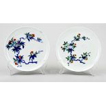 Two antique Japanese kakiemon plates Ø 18.3 cm.