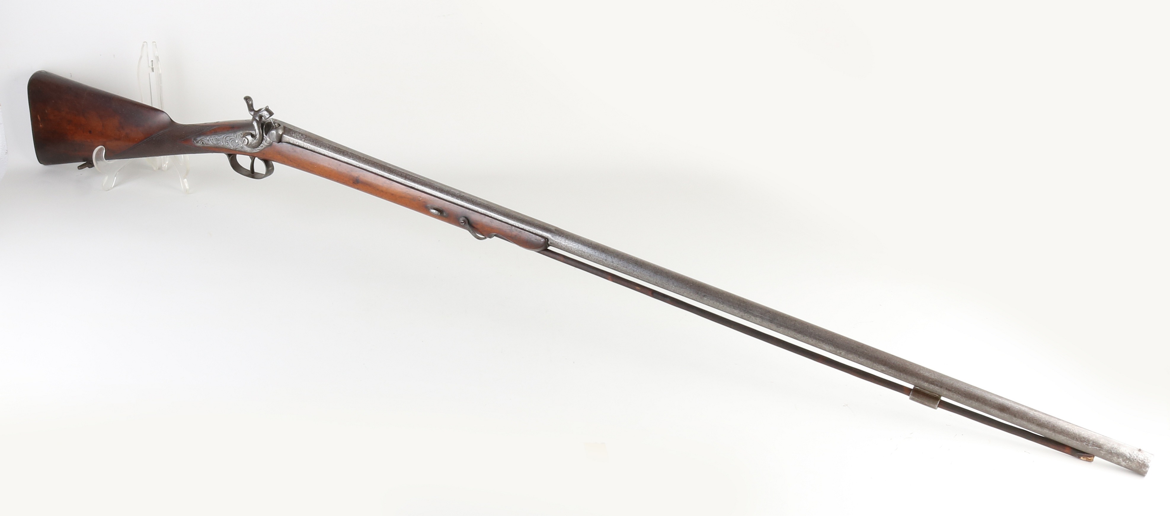 Long single barrel rifle, L 141 cm.