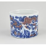 Chinese brush pot, H 16.2 x Ø 19.2 cm.