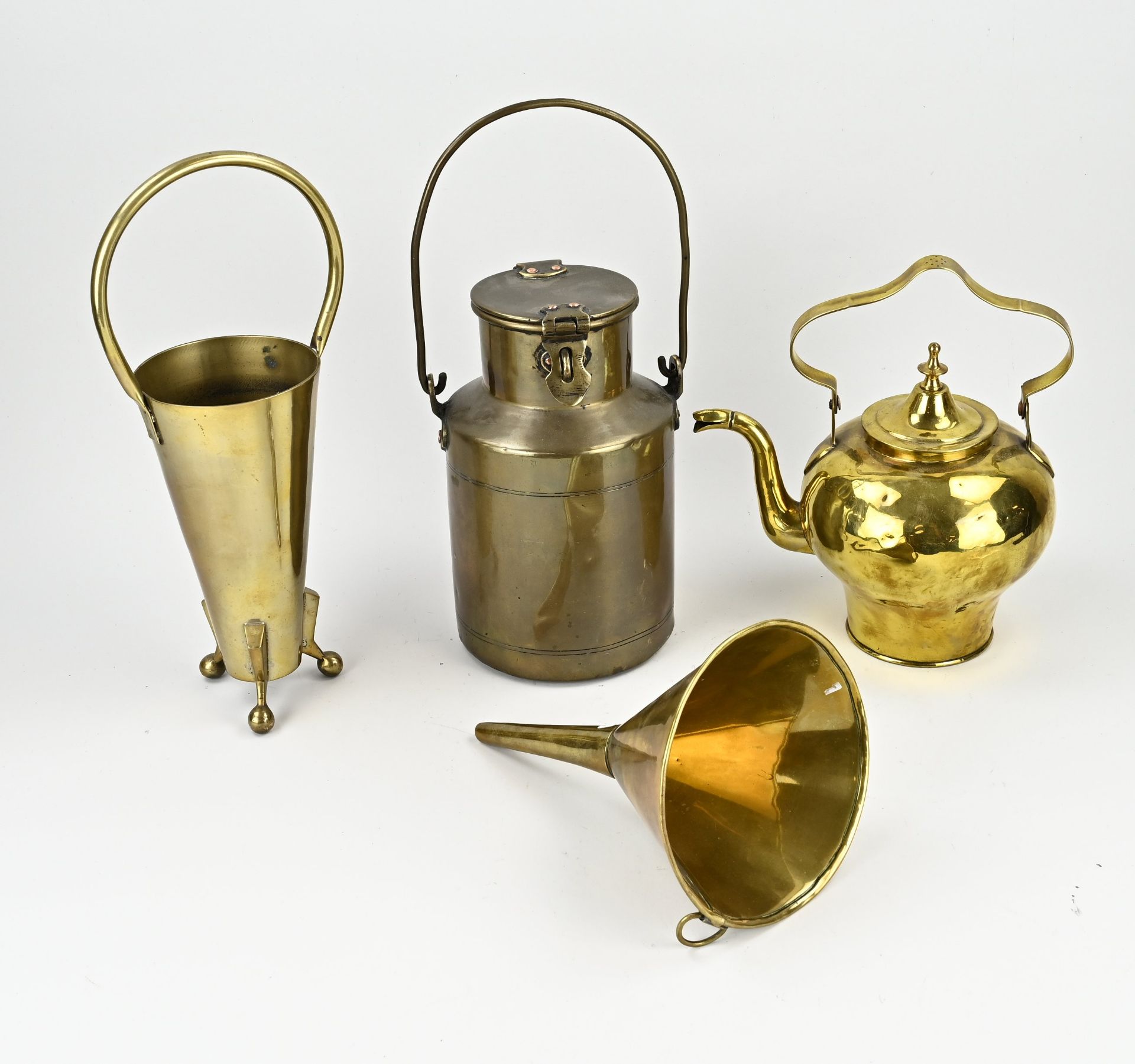 Four parts old/antique copperware