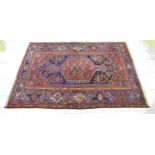 Persian rug, 196 x 137 cm.