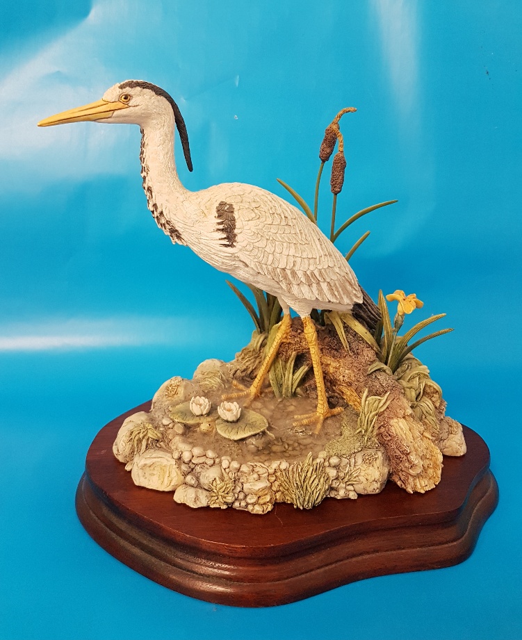 Border Fine Arts Limited Edition Heron Figurine (unboxed)