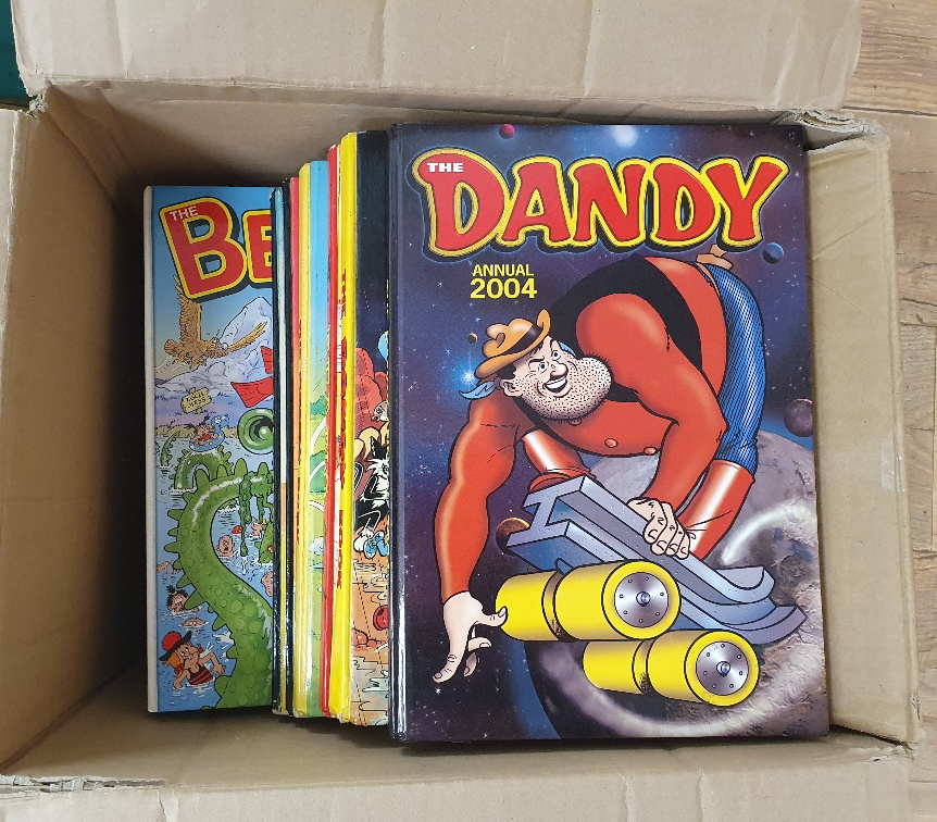 Box of Vintage Children's Annuals including Beano, Dandy etc