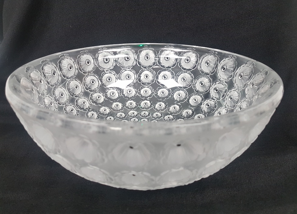 Lalique Clear and Frosted Nemours Glass Bowl measuring 25cm in diameter. Excellent condition.