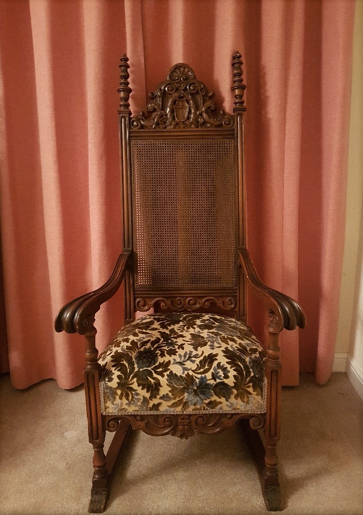 Pair of Large Masonic King and Queen Chairs from an American Chapter - Image 3 of 6