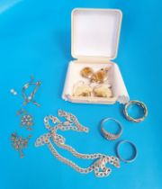 Mixed Lot of Silver, 9ct Gold, Costume etc