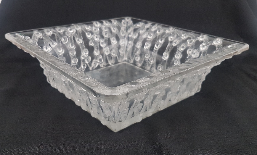 Lalique 1939 Square Crystal Rose Design Dish reference 10407 - Image 2 of 6