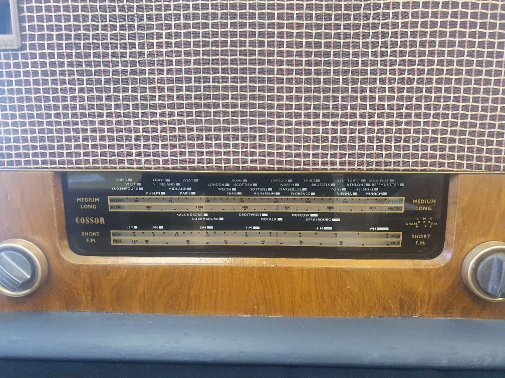Vintage Cossor Retro Radio1955 Melody Maker Model 523 - Image 2 of 2