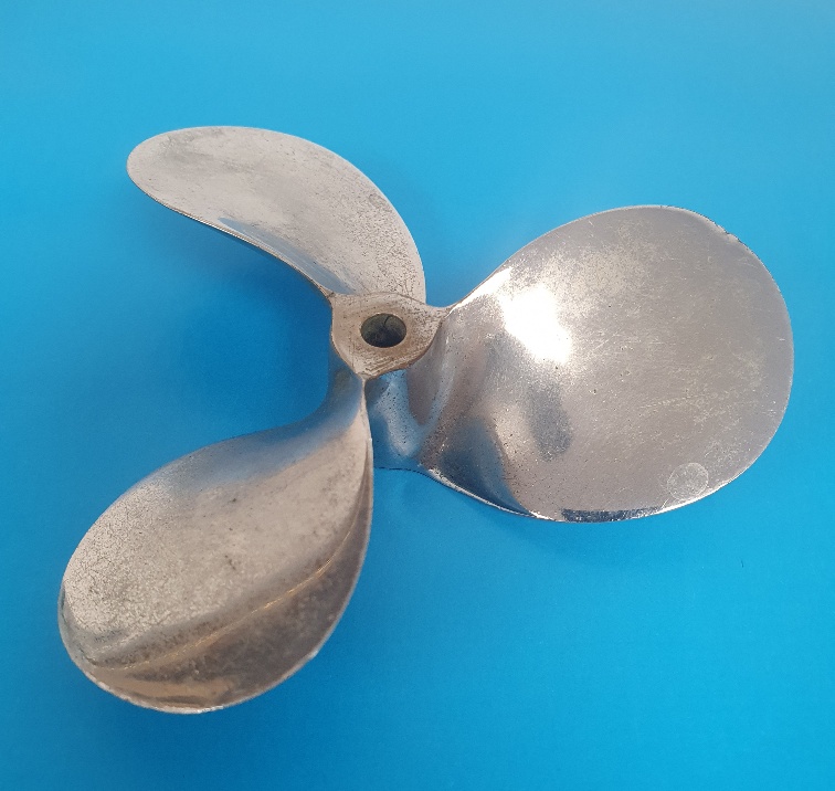 Desk Propeller Paperweight in white metal by H Parry & Sons, Lisbon. Size is approximately 10 inche - Image 3 of 3