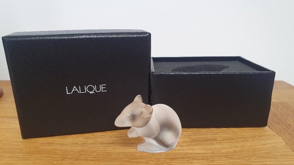 Lalique Crystal Frosted Mouse figurine in original box - Image 2 of 2