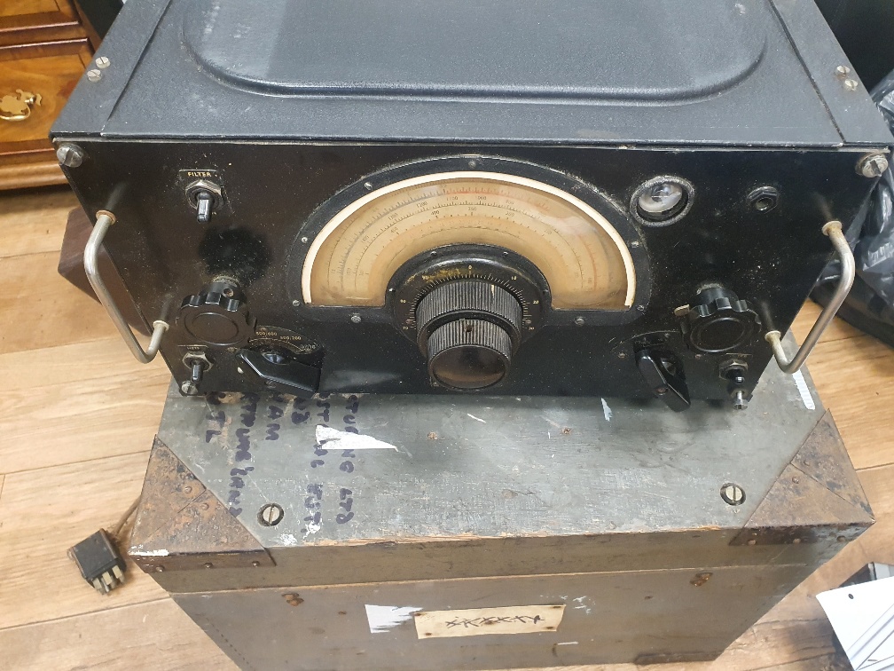 World War 2 R1155 Radio Receiver for Lancaster Bomber. This radio was destined for a ground station - Image 5 of 6