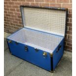 Overpond 1930s Large Steamer Trunk, measures 40 inches x 20 inches x 20 inches