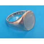 18ct Gents Gold Signet Ring, Size O, weight is 9.6g. FREE UK POSTAGE.