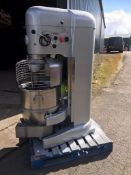 HOBART 140QT MIXER