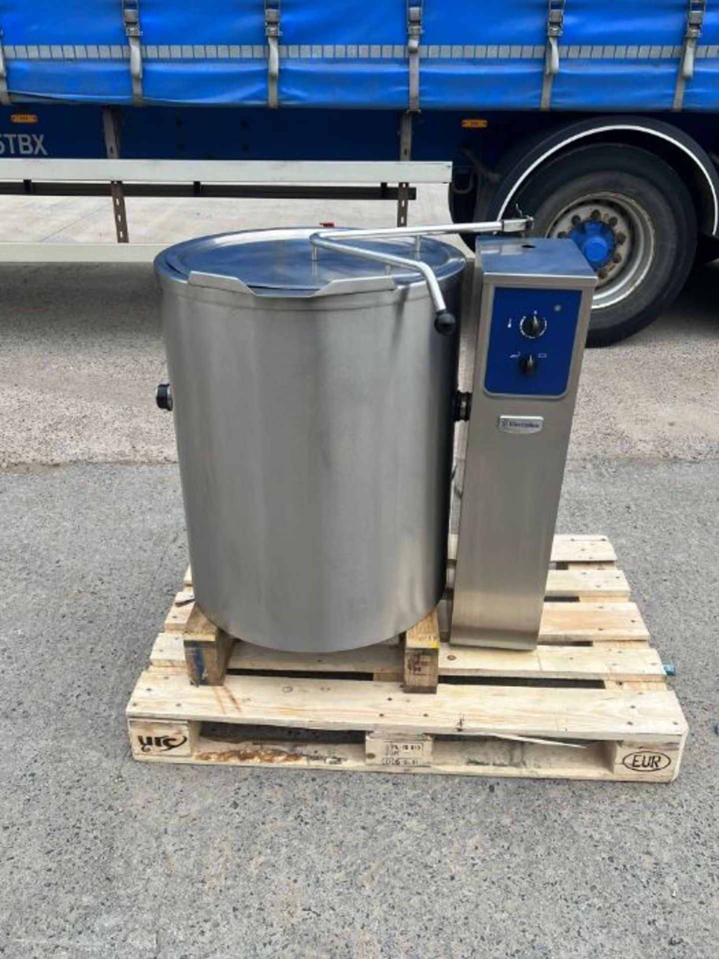 ELECTROLUX TIPPING KETTLE - Image 3 of 6