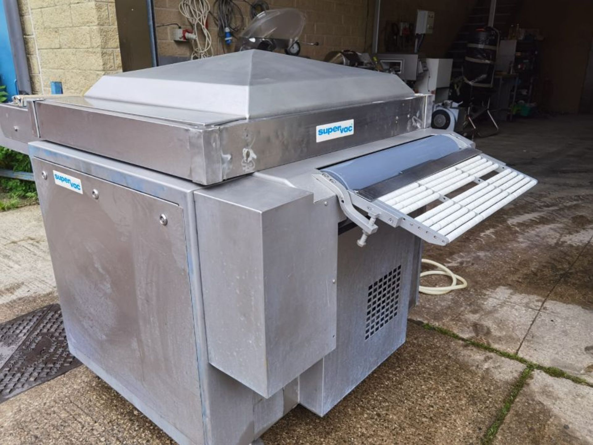 SUPERVAC VACUUM PACKER - Image 2 of 11