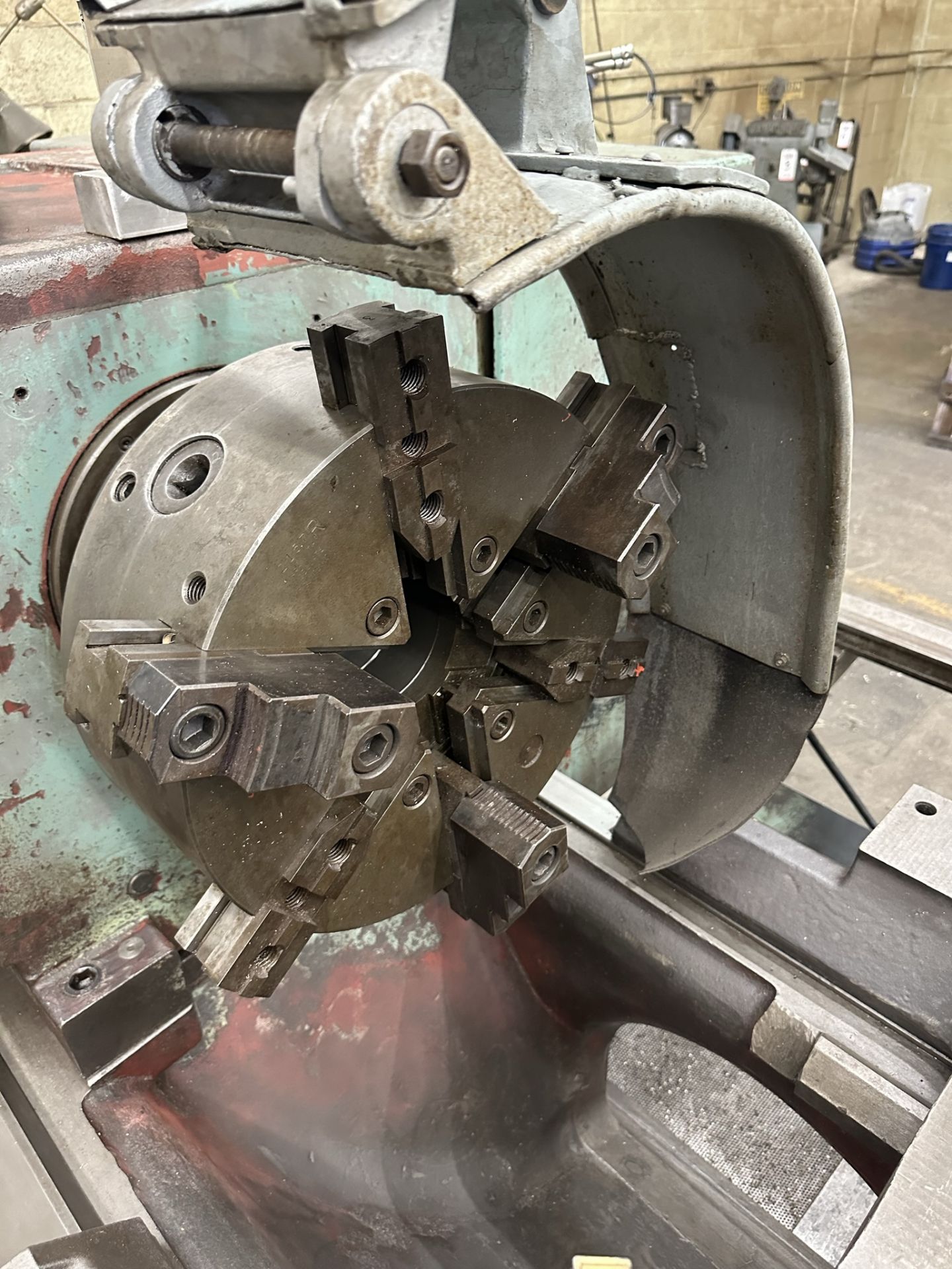 TOS SUS 80 LATHE, 32" X 130" CC, 15" 6-JAW CHUCK, TAILSTOCK, (2) STEADY RESTS, DUPLOMATIC TA-175 - Image 5 of 27