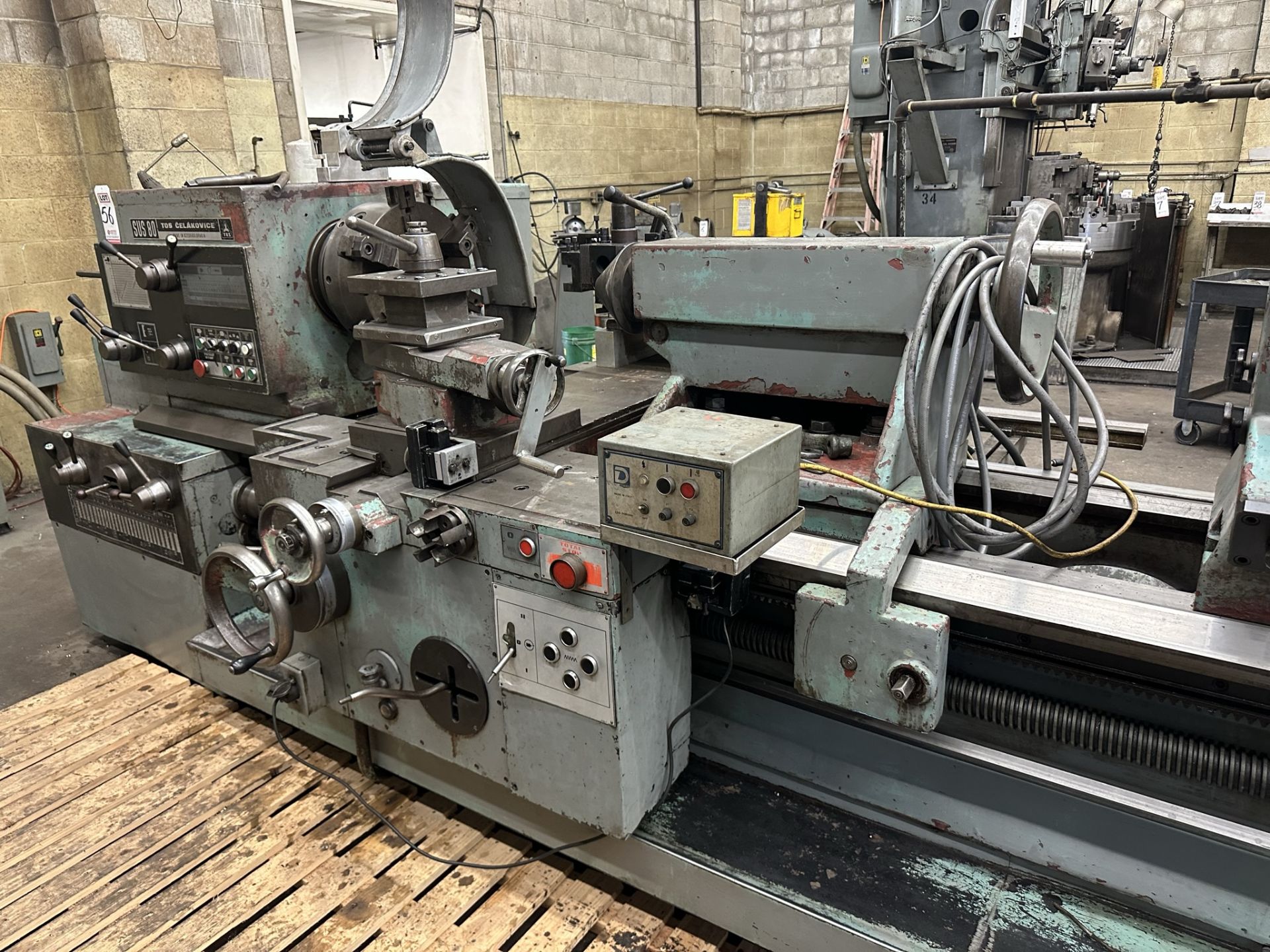 TOS SUS 80 LATHE, 32" X 130" CC, 15" 6-JAW CHUCK, TAILSTOCK, (2) STEADY RESTS, DUPLOMATIC TA-175 - Image 12 of 27