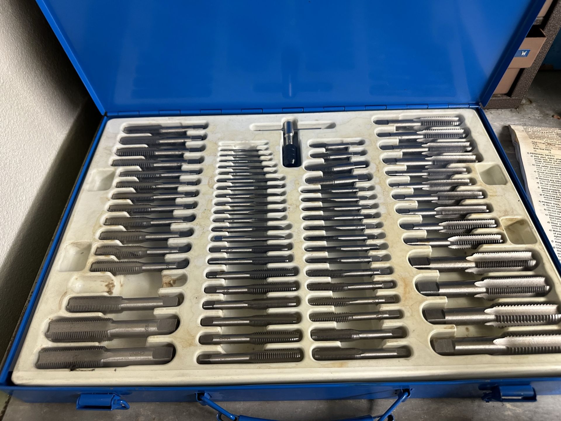 10-DRAWER TOOL CABINET, W/ CONTENTS OF TOOLING, TO INCLUDE: CARBIDE DRILLS, END MILLS, ROUGHING - Image 13 of 14