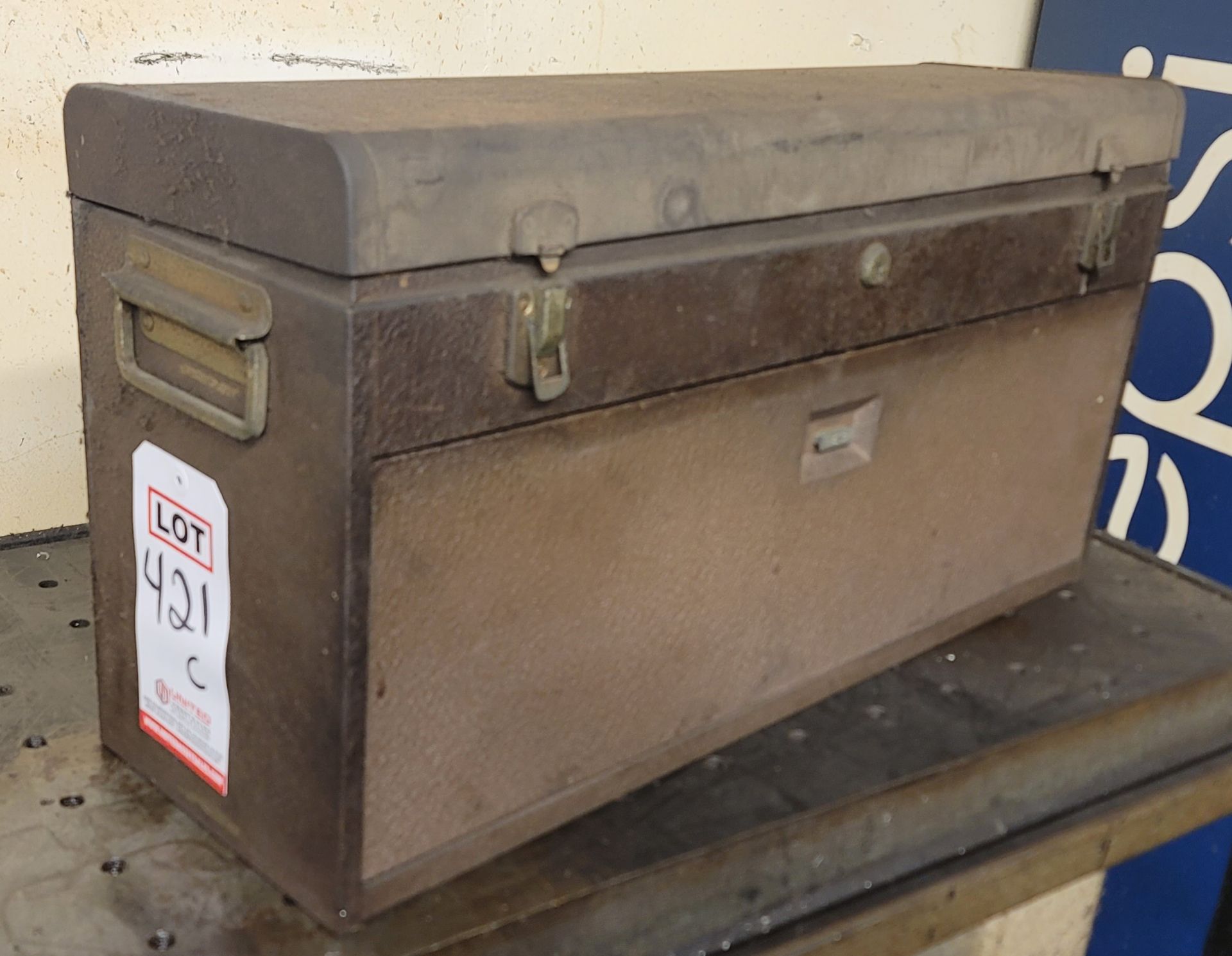 KENNEDY MACHINIST'S TOP BOX TOOLBOX, EMPTY, BOX IS LOCKED OPEN, NO KEY