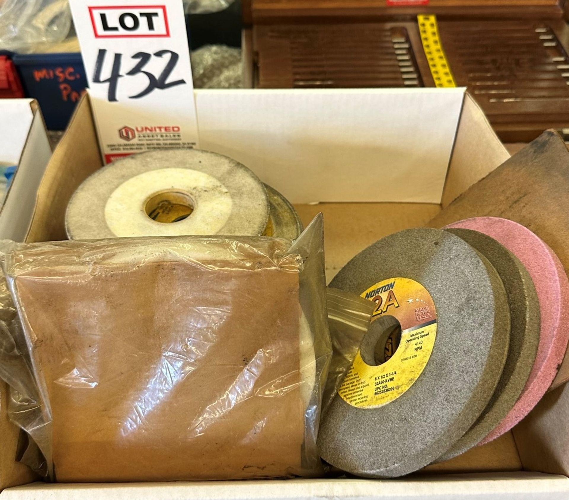 LOT - GRINDING WHEELS, 1-1/4" ARBOR