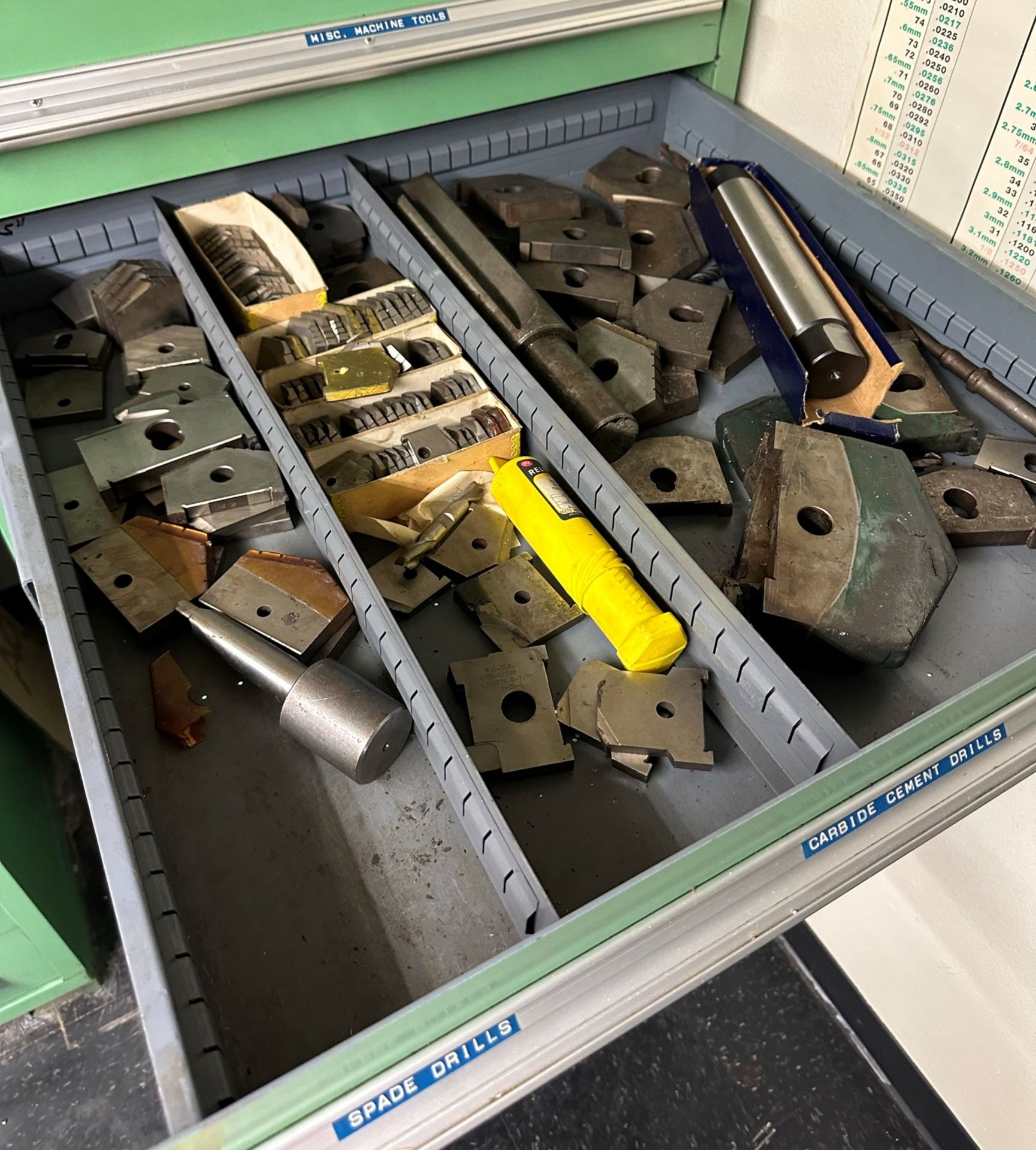VIDMAR 11-DRAWER TOOL CABINET, W/ CONTENTS OF TOOLING - Image 4 of 13