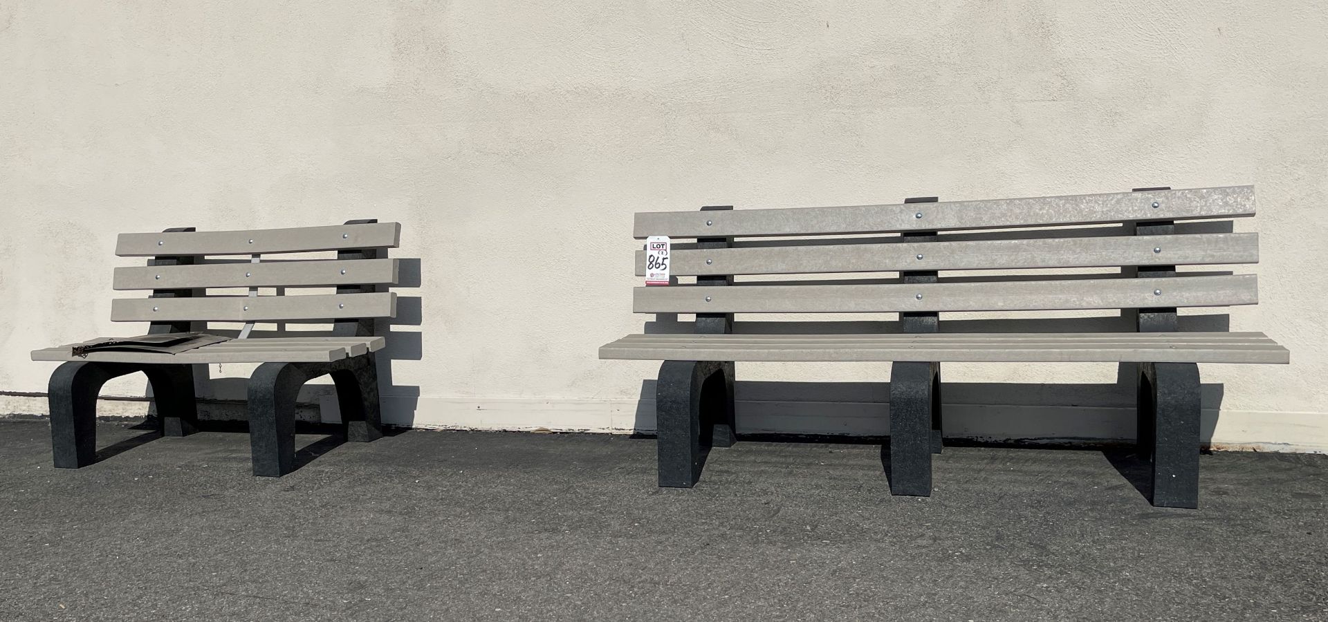 LOT - (2) HEAVY DUTY BENCHES: (1) 4' AND (1) 6'