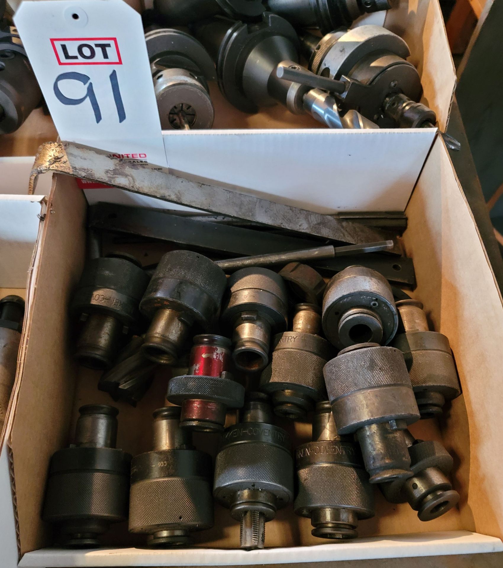 LOT - QUICK CHANGE TAP HOLDERS