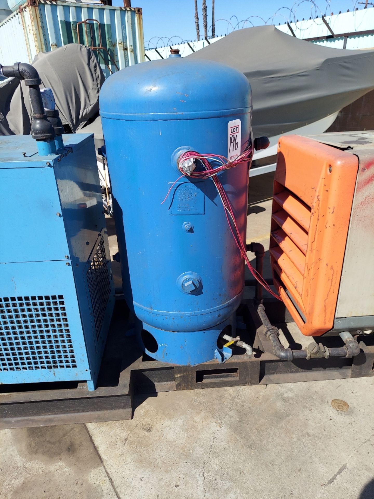MATTEI SCREW TYPE AIR COMPRESSOR, ARROW AIR DRYER, RECEIVING TANK, SKID MOUNTED FOR TRAVEL - Image 8 of 14