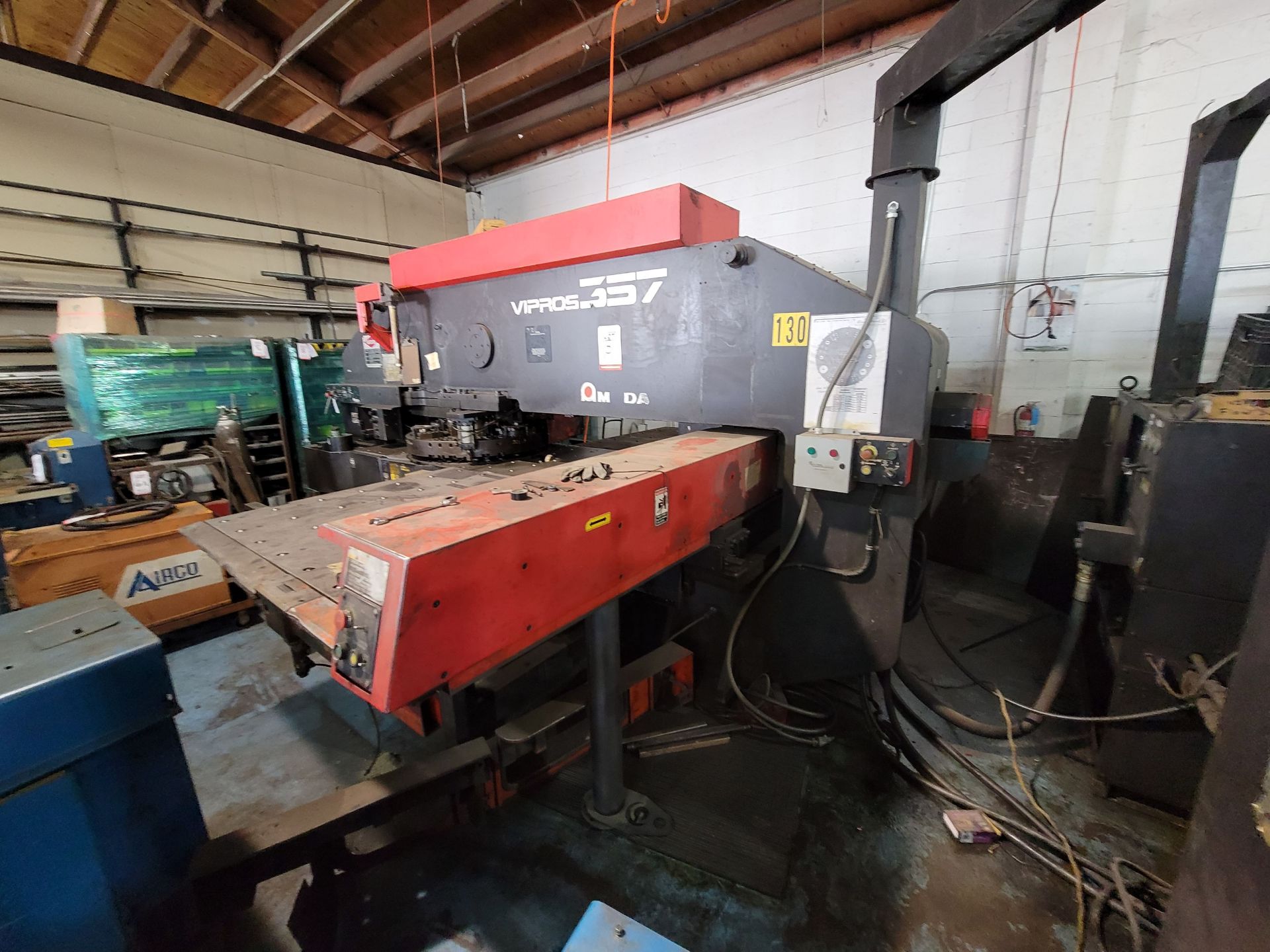 1993 AMADA VIPROS 357 TURRET PUNCH PRESS, MODEL VP 305072, 30-TON CAPACITY, 45-STATION THICK TURRET, - Image 2 of 13