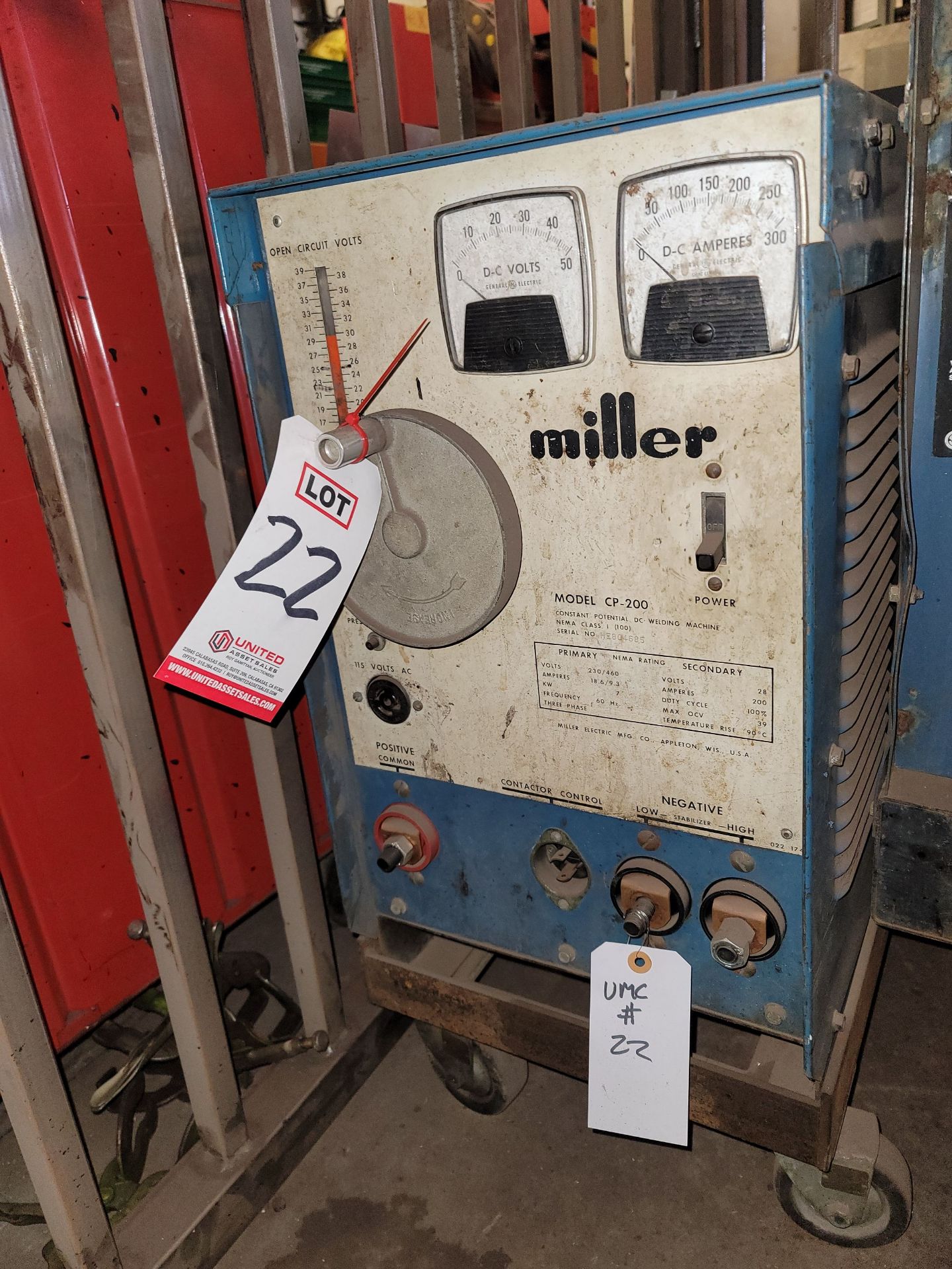 MILLER CP-200 DC WELDING POWER SOURCE, S/N HE804685