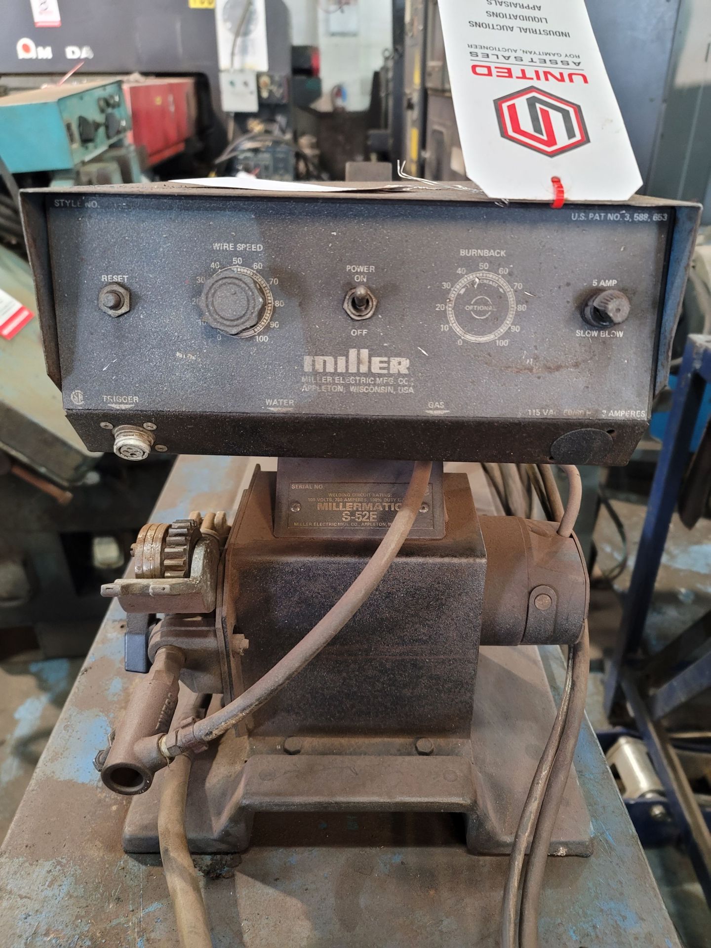 MILLER CP-300 CV-DC WELDING POWER SOURCE, STOCK NO. 902931, S/N JK564023, W/ MILLER MILLERMATIC S- - Image 4 of 5