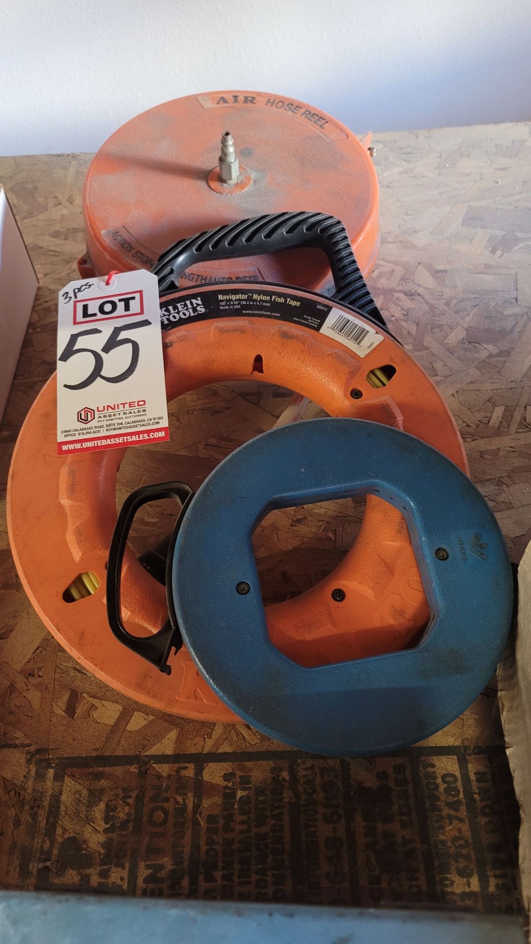 LOT - (1) PLASTIC HOSE REEL AND (2) ELECTRICIANS FISH TAPES