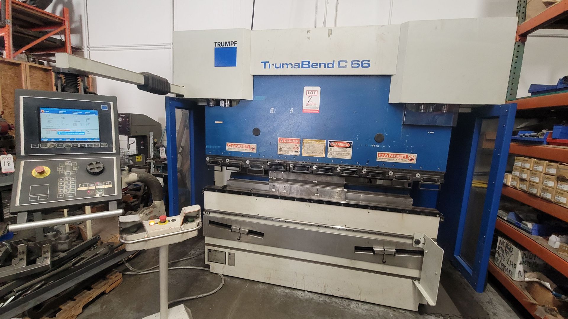 2006 TRUMPF TRUMABEND C66 HYDRAULIC PRESS BRAKE, 66 TON CAPACITY, 4-AXIS BACK GAUGES, 81.8" - Image 11 of 18