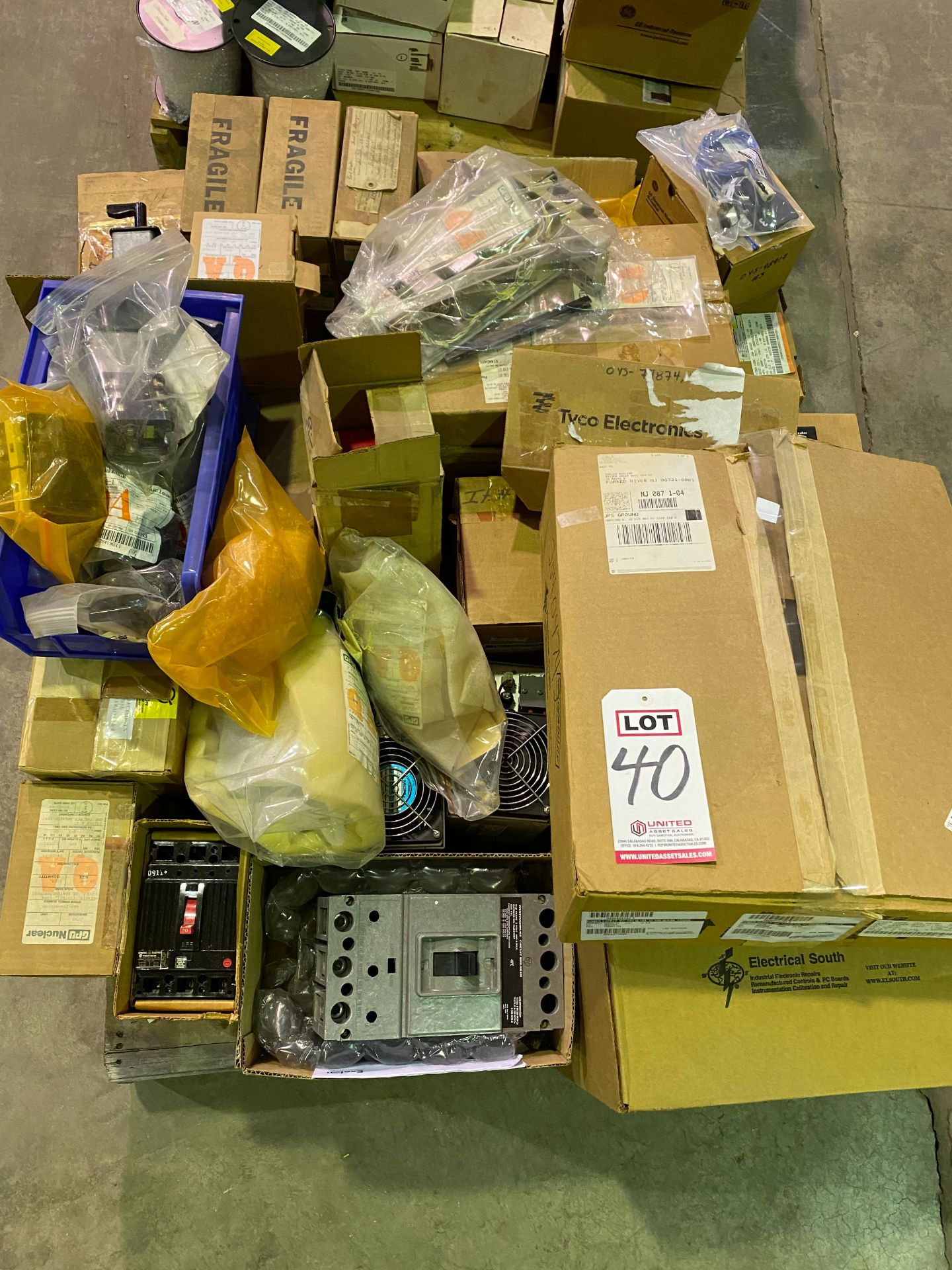 PALLET OF BREAKERS, SWITCHES, POWER SUPPLY & MISC. - Image 6 of 6