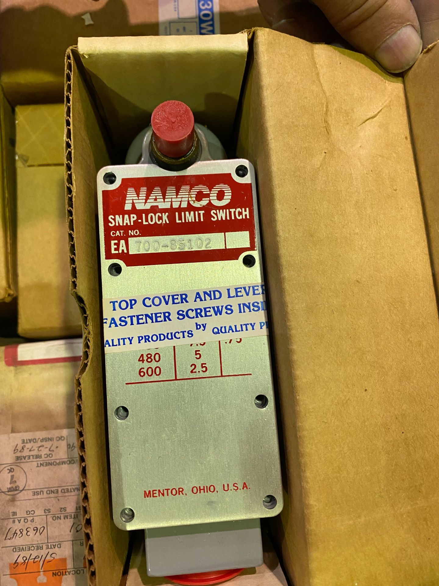PALLET OF BREAKERS, RELAYS, SWITCHES & MISC. - Image 6 of 8