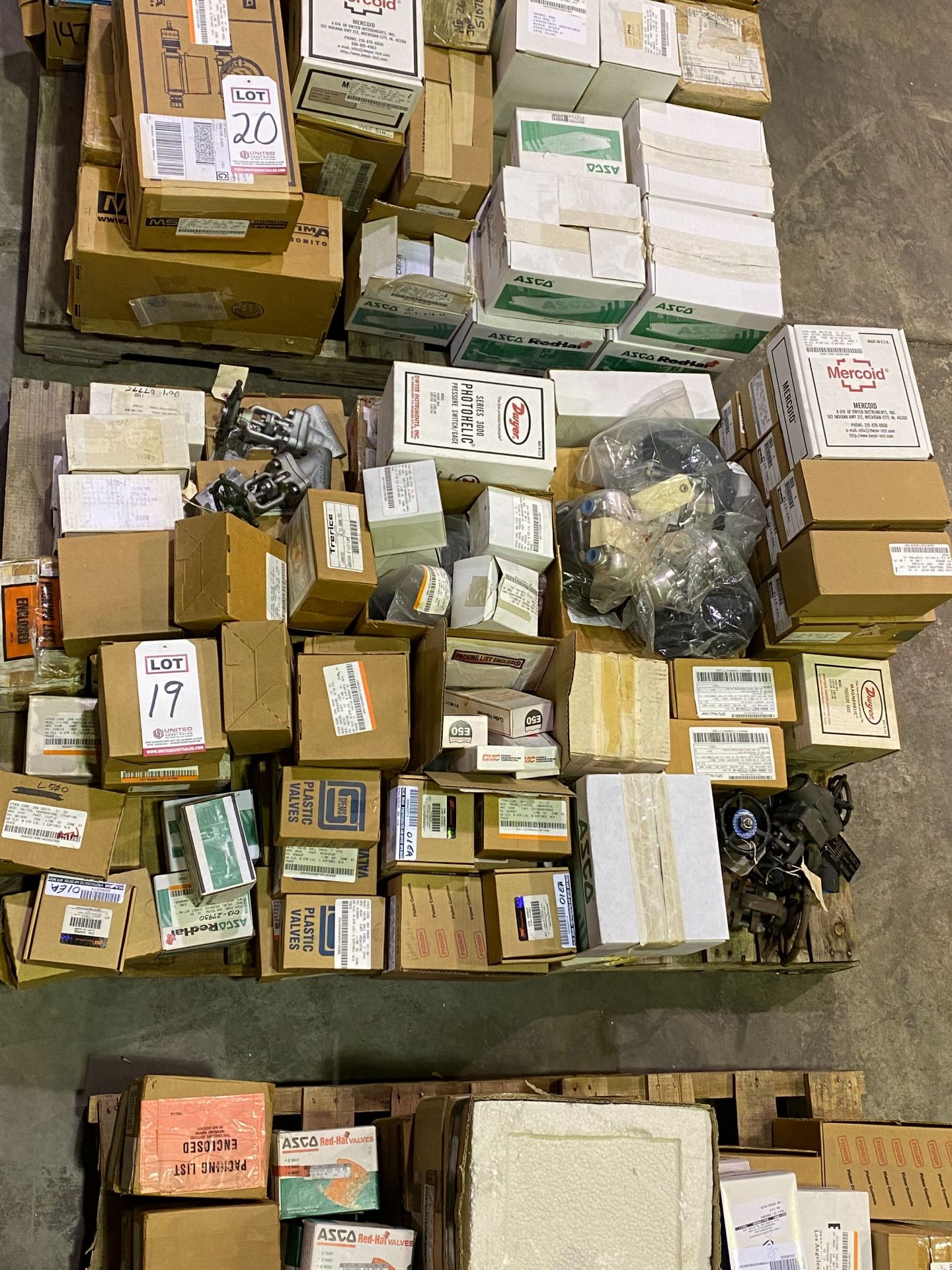 PALLET OF GAGES, VALVES, REGULATORS & MISC.