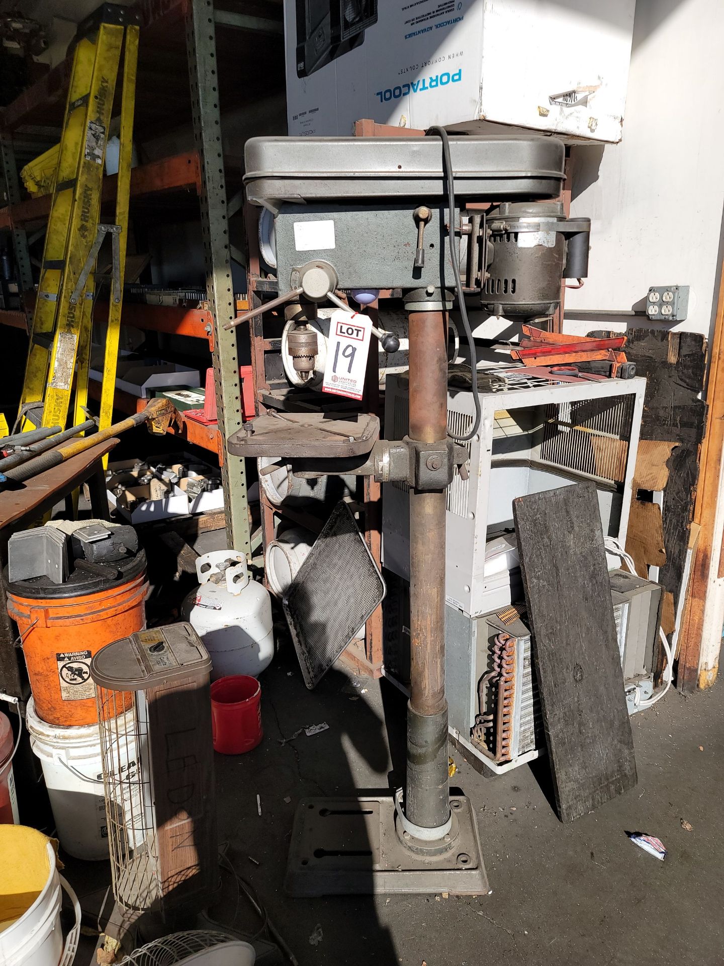 CHICAGO POWER TOOLS 17" DRILL PRESS, MODEL A1-17F, S/N 078622