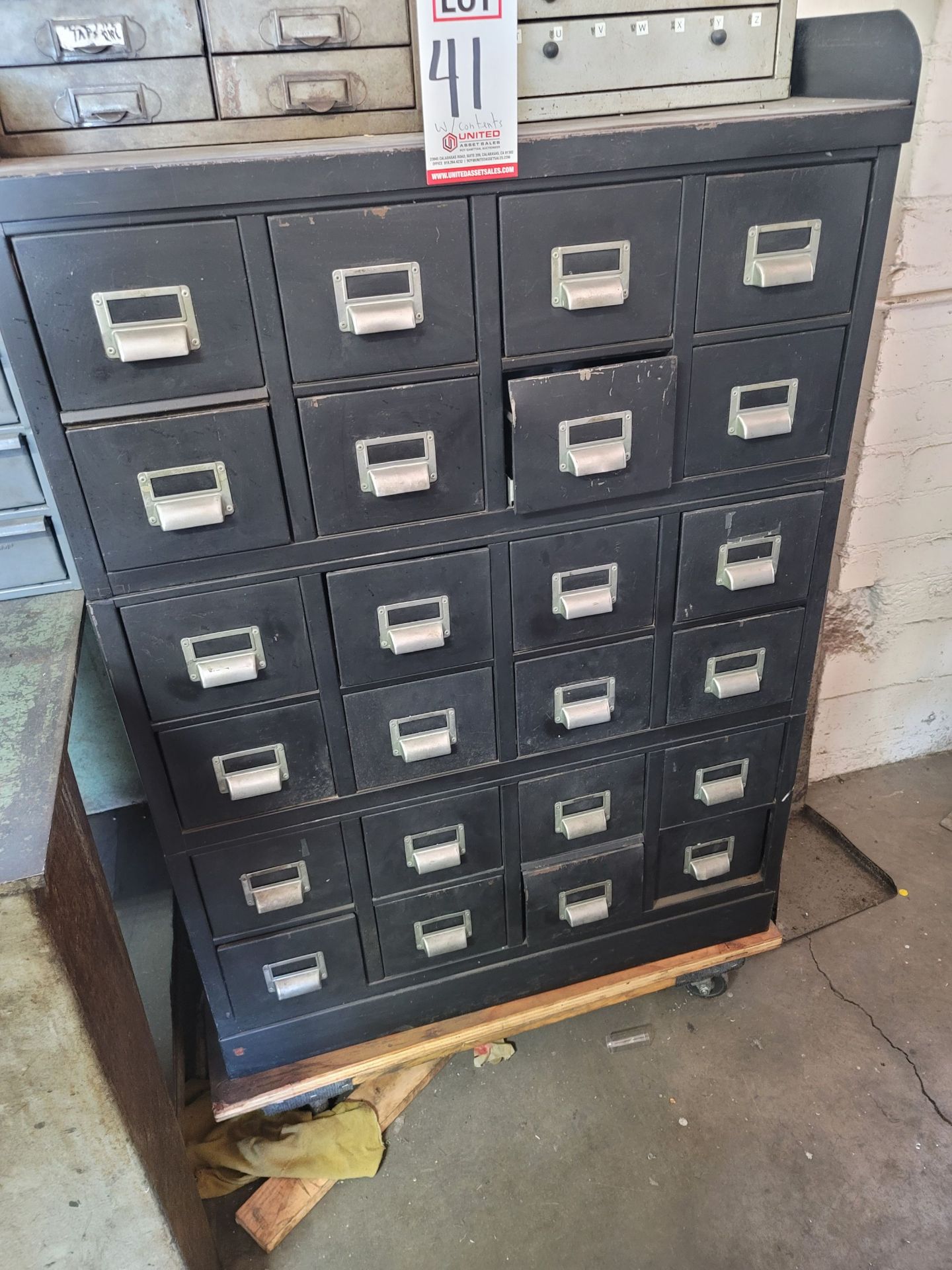 24-DRAWER PARTS CABINET, W/ CONTENTS: MISC. FASTENERS, CONDUIT COUPLINGS, ETC.