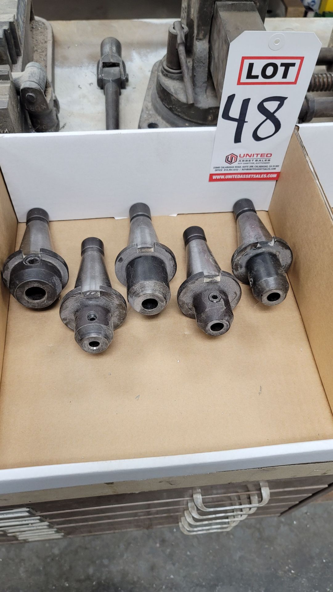 LOT - (5) BT40 INSERT TOOL HOLDERS