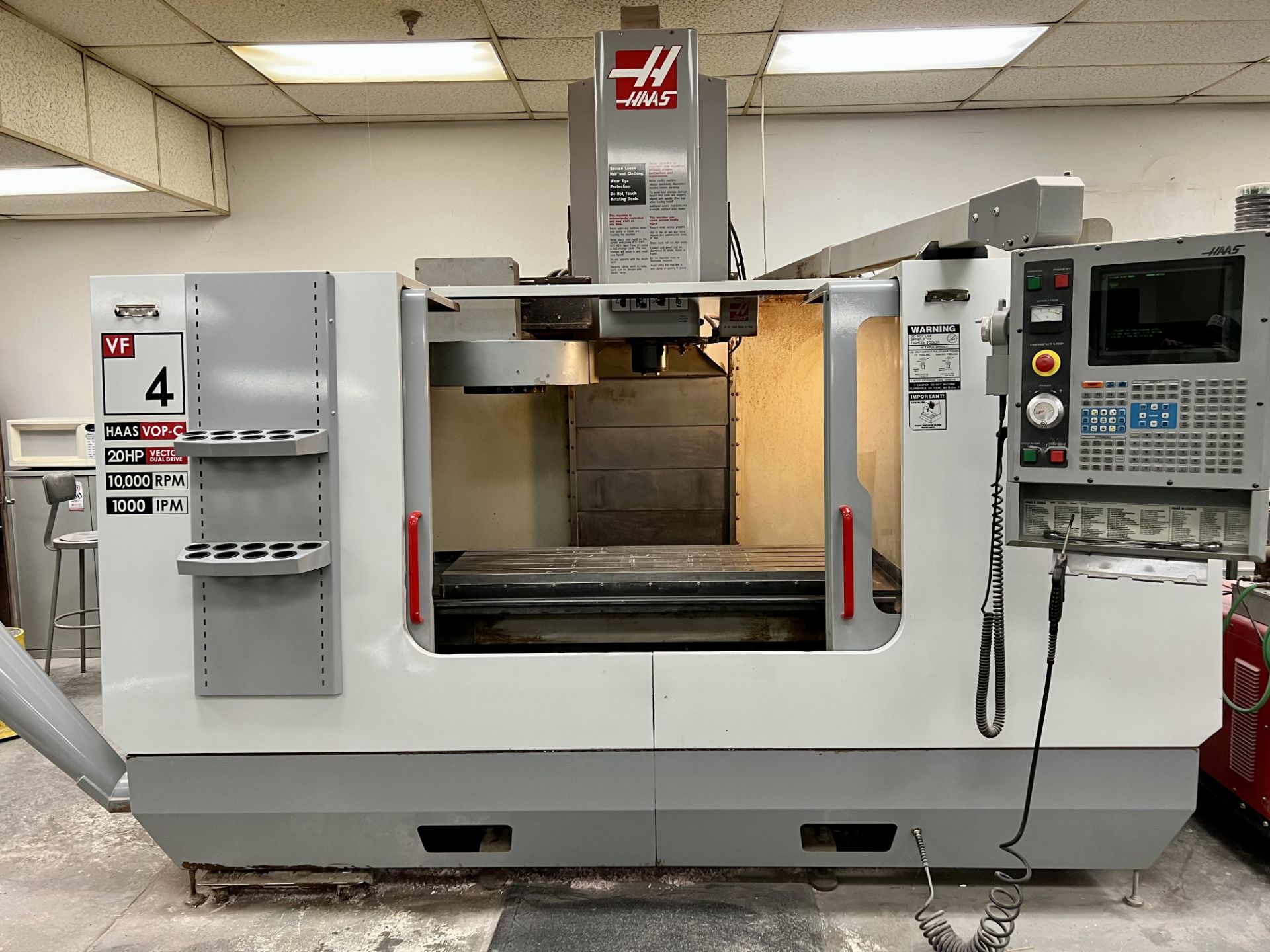 2003 HAAS VF-4D VERTICAL MACHINING CENTER, VOP-C, XYZ TRAVELS: 50" X 20" X 25", 52" X 18" TABLE, 20 - Image 2 of 15