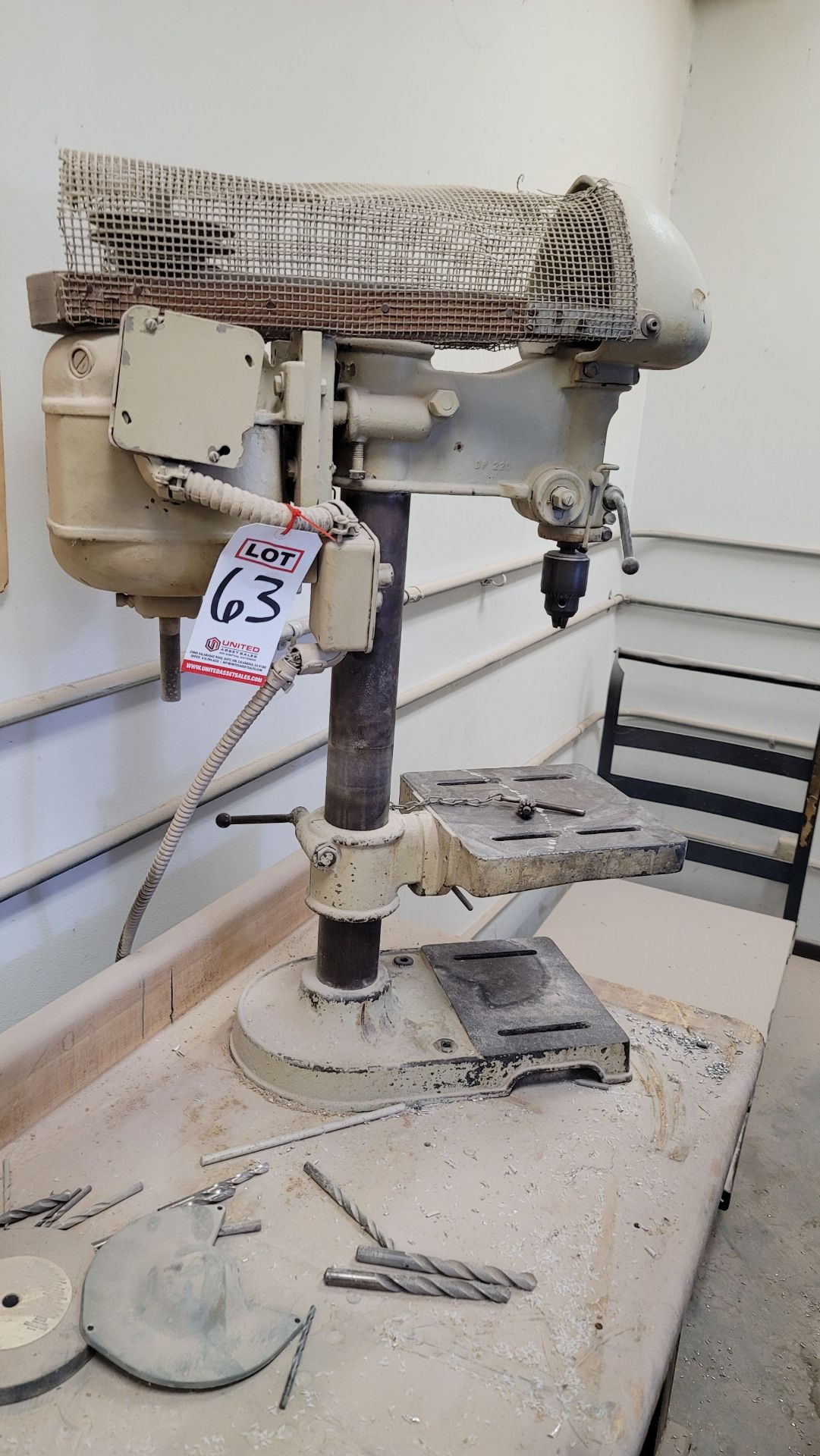 DRILL PRESS, BENCH TOP, NO DATA PLATE