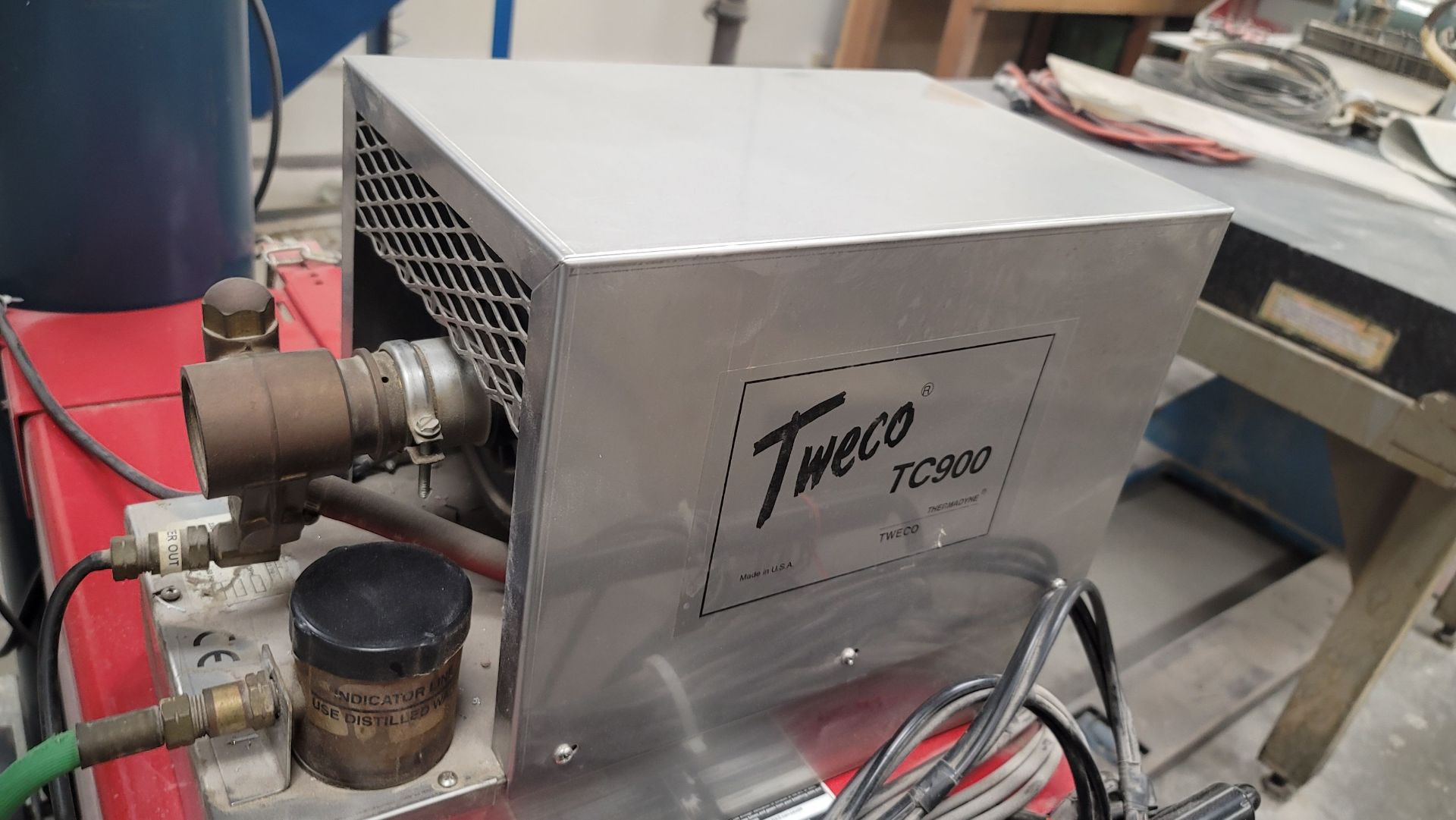 LINCOLN SQUARE WAVE TIG 275 WELDER, S/N 10605-U1981200024, TWECO TC900 WATER COOLER, PORTABLE, S/N - Image 6 of 7