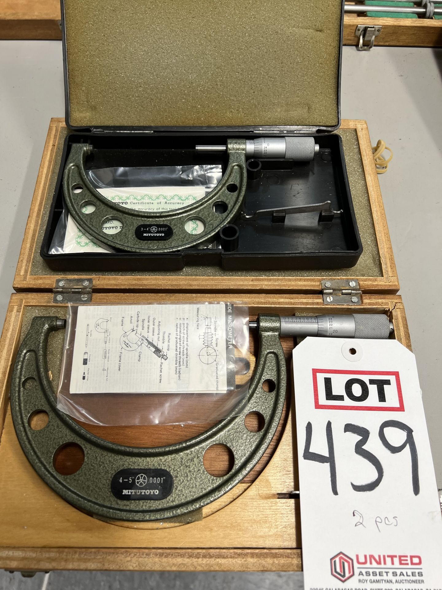 LOT - (1) 3"-4" AND (1) 4"-5" MITUTOYO MICROMETERS