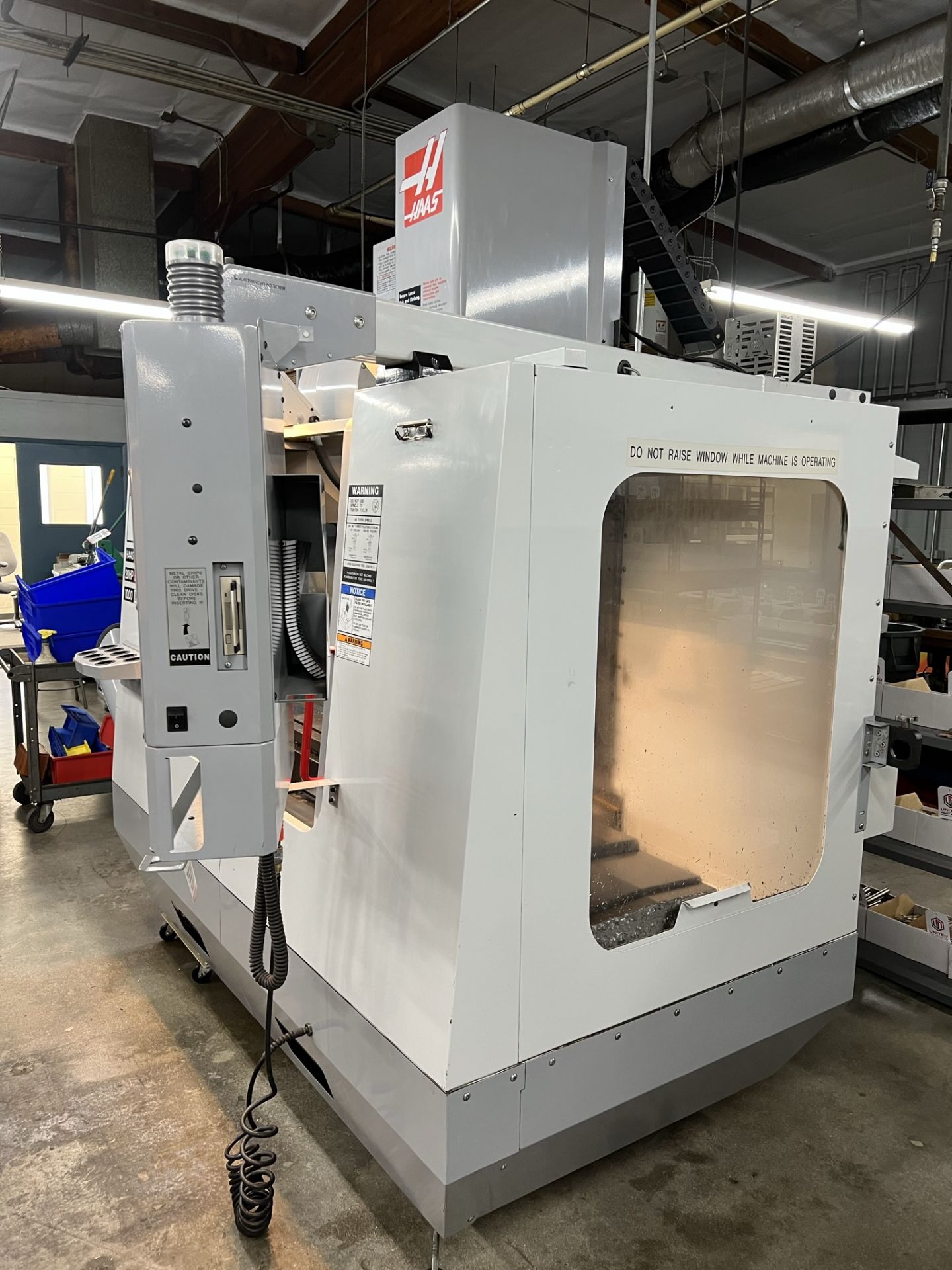 2004 HAAS VF-2B VERTICAL MACHINING CENTER, VOP-D, XYZ TRAVELS: 30" X 16" X 20", 36" X 14" TABLE, - Image 16 of 21