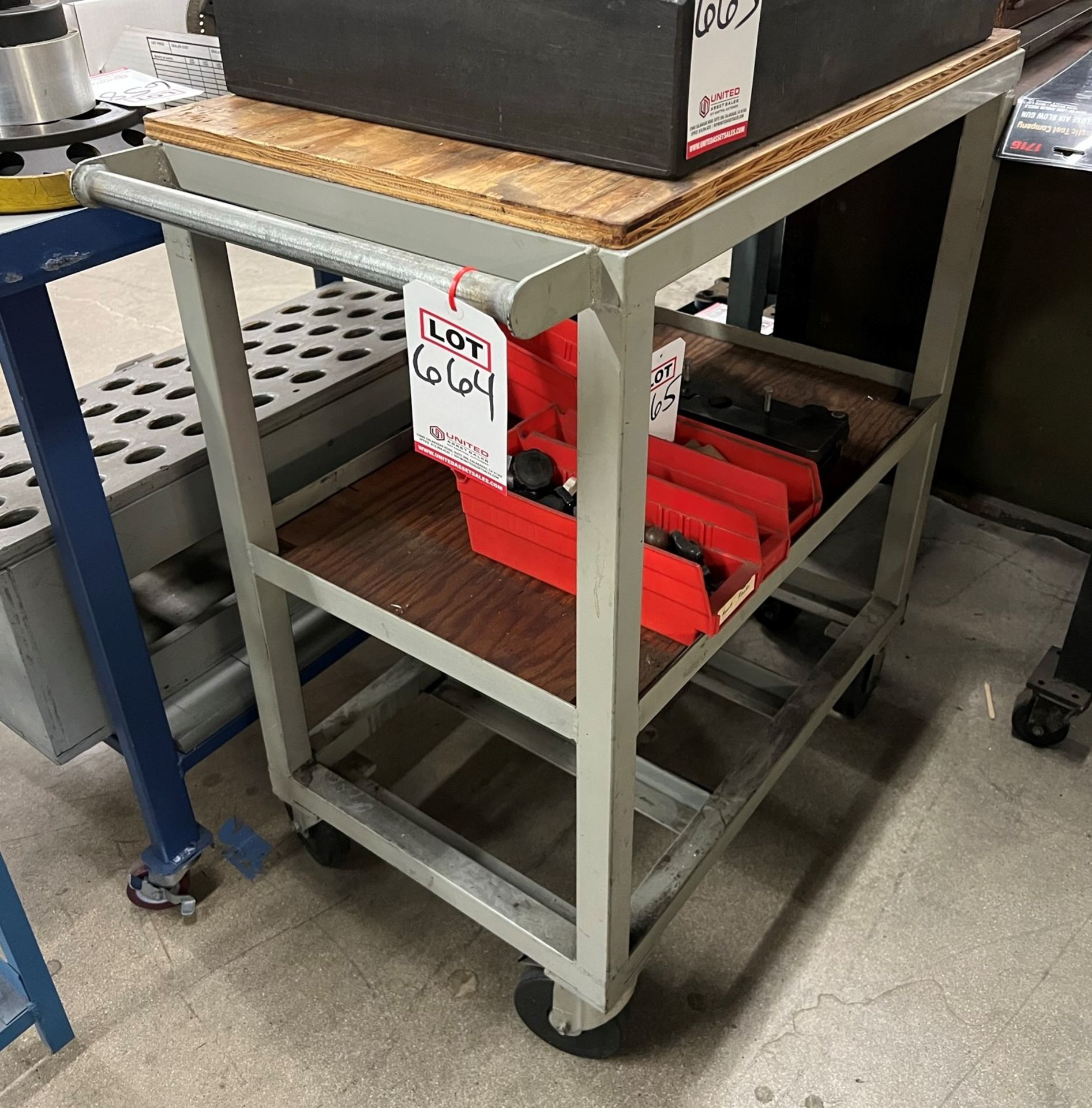 SHOP CART, 19" X 30", CONTENTS NOT INCLUDED