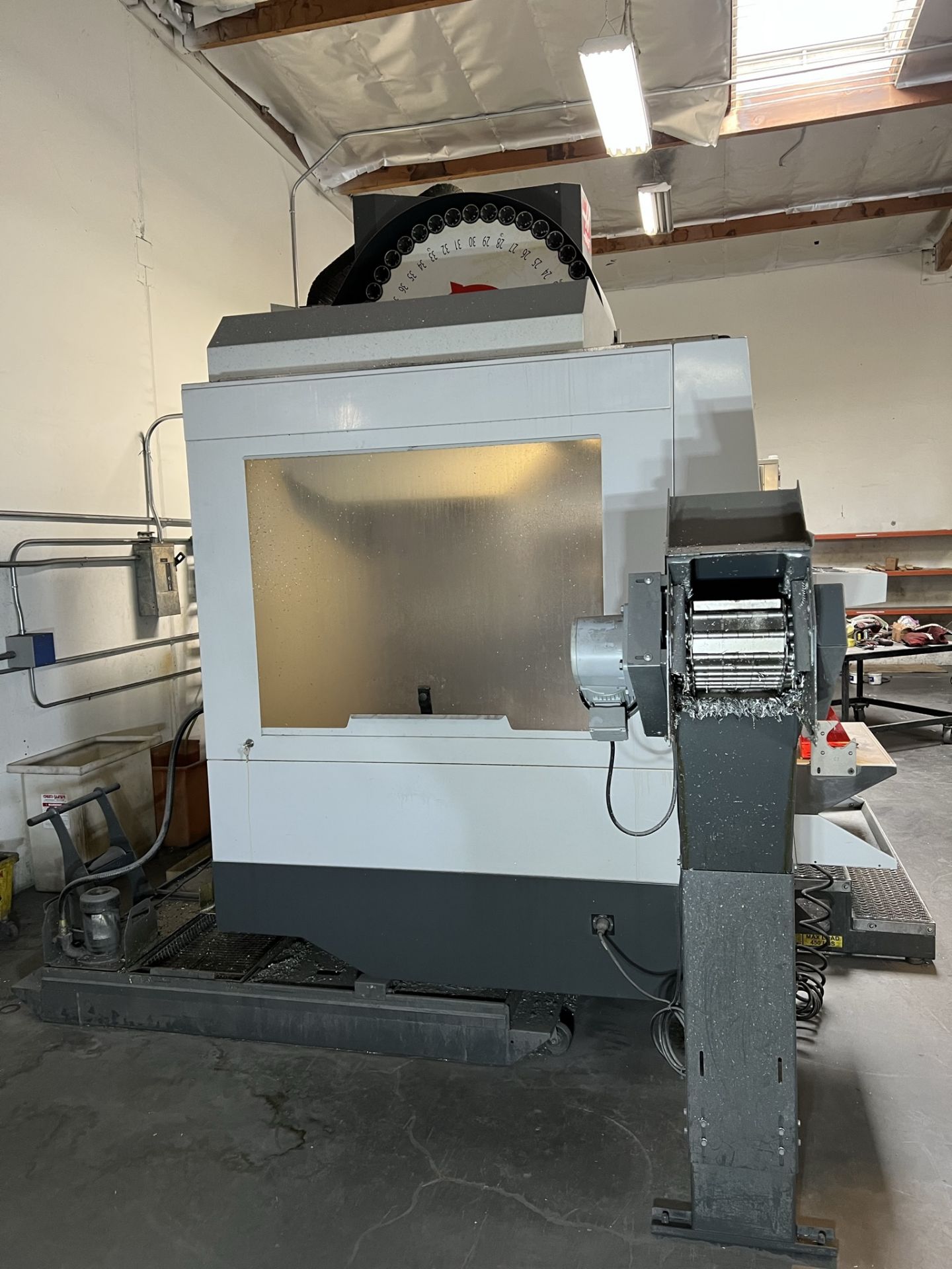 2015 HAAS VF-6SS VERTICAL MACHINING CENTER, TRAVELS: 64" X 32" X 30", TABLE SIZE: 64" X 28", 30 - Image 18 of 27