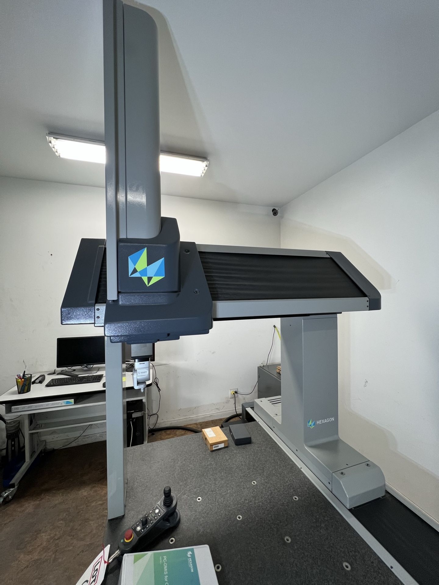 2016 HEXAGON DEA SCIROCCO 20-09-07 COORDINATE MEASURING MACHINE, XYZ TRAVELS: 78" X 33" X 25", - Image 5 of 30