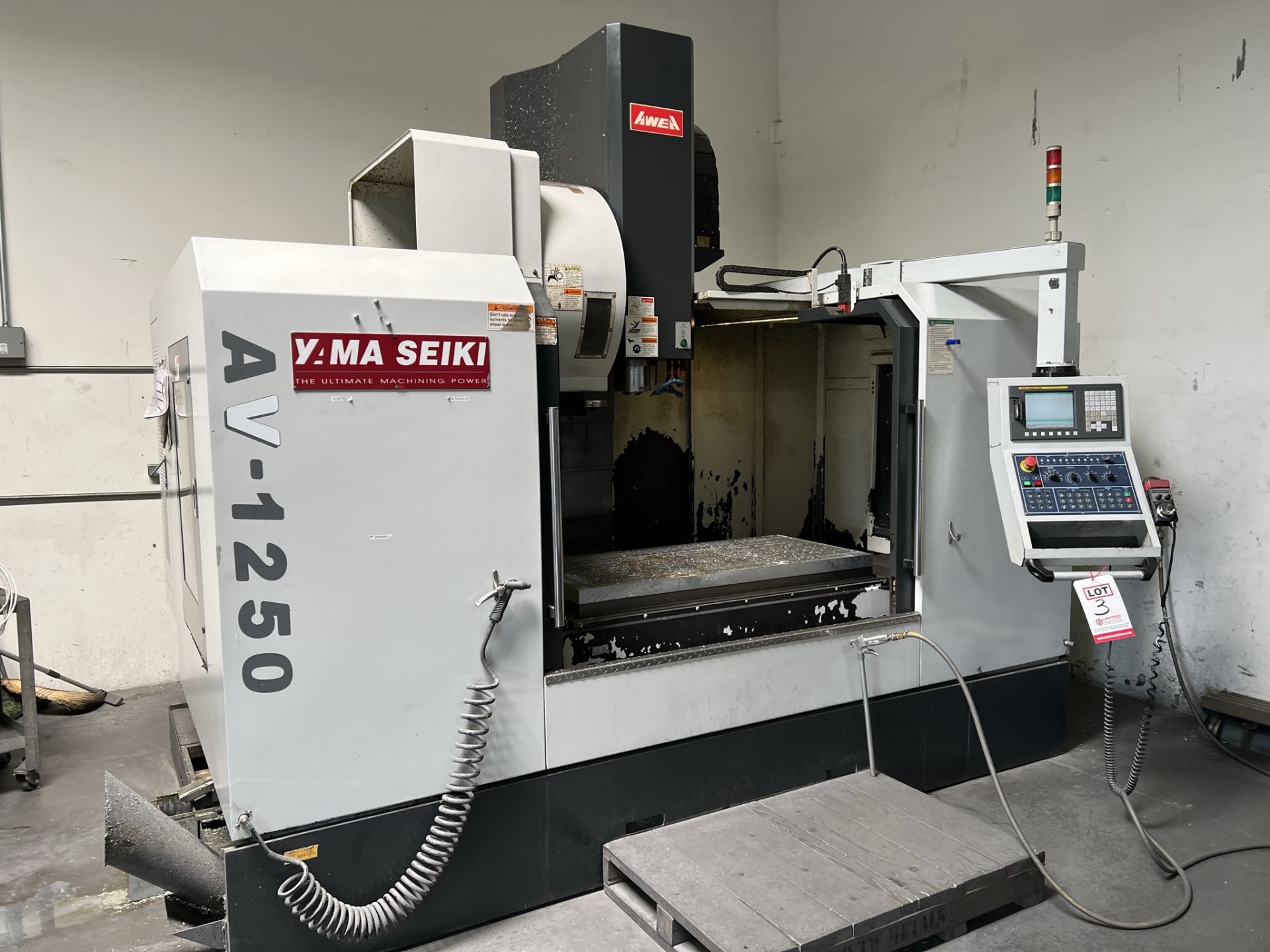 2013 YAMA SEIKI AV-1250 VERTICAL MACHINING CENTER, TRAVELS: 50" X 24" X 24", TABLE SIZE: 53" X